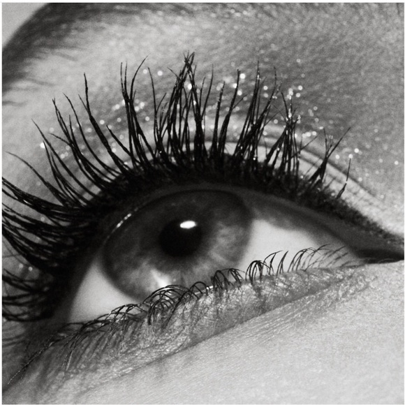 Fenty Beauty Full Frontal Mascara - Picture 9 of 11